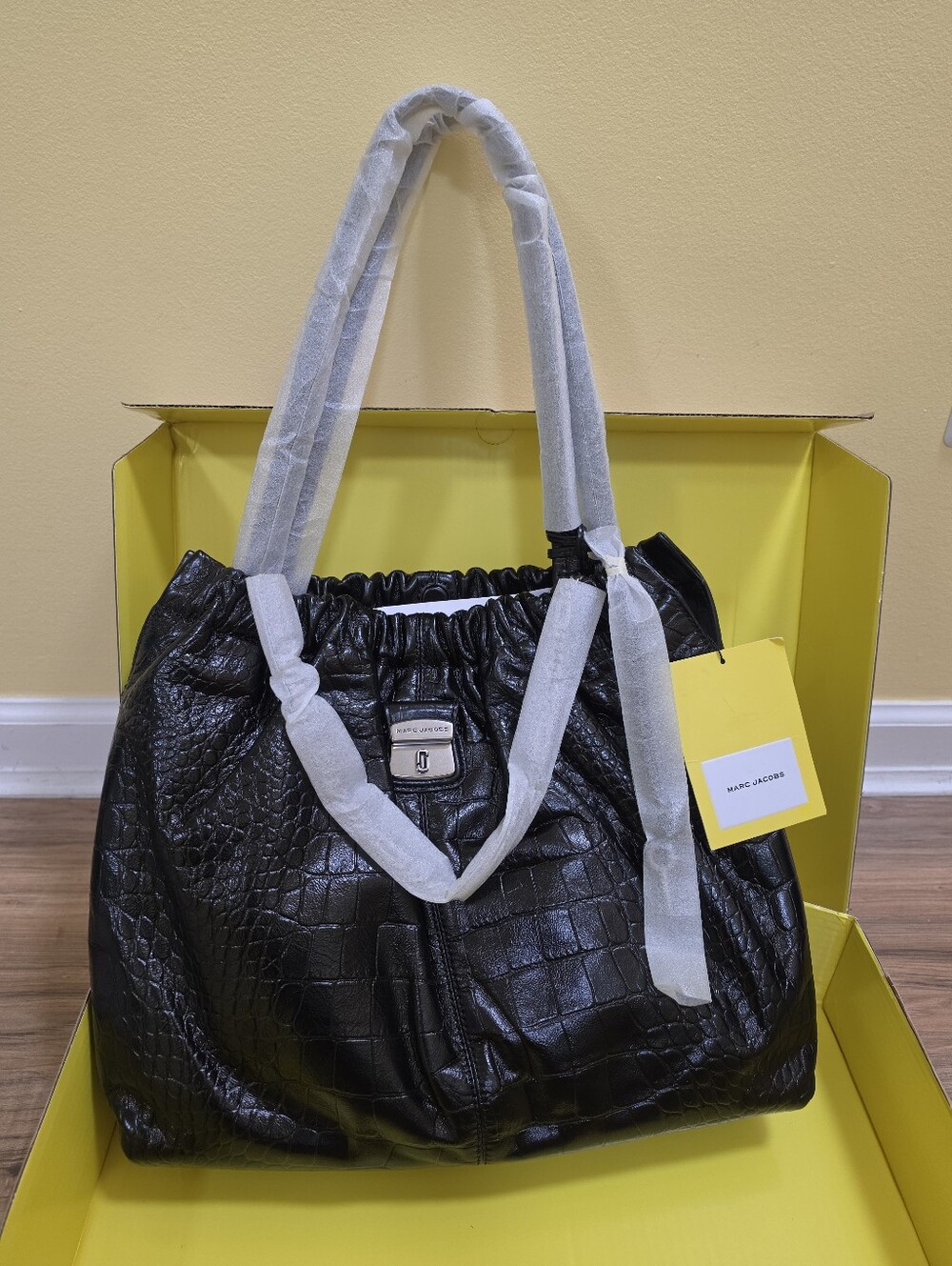 MARC JACOBS THE CROC CRISTINA TOTE